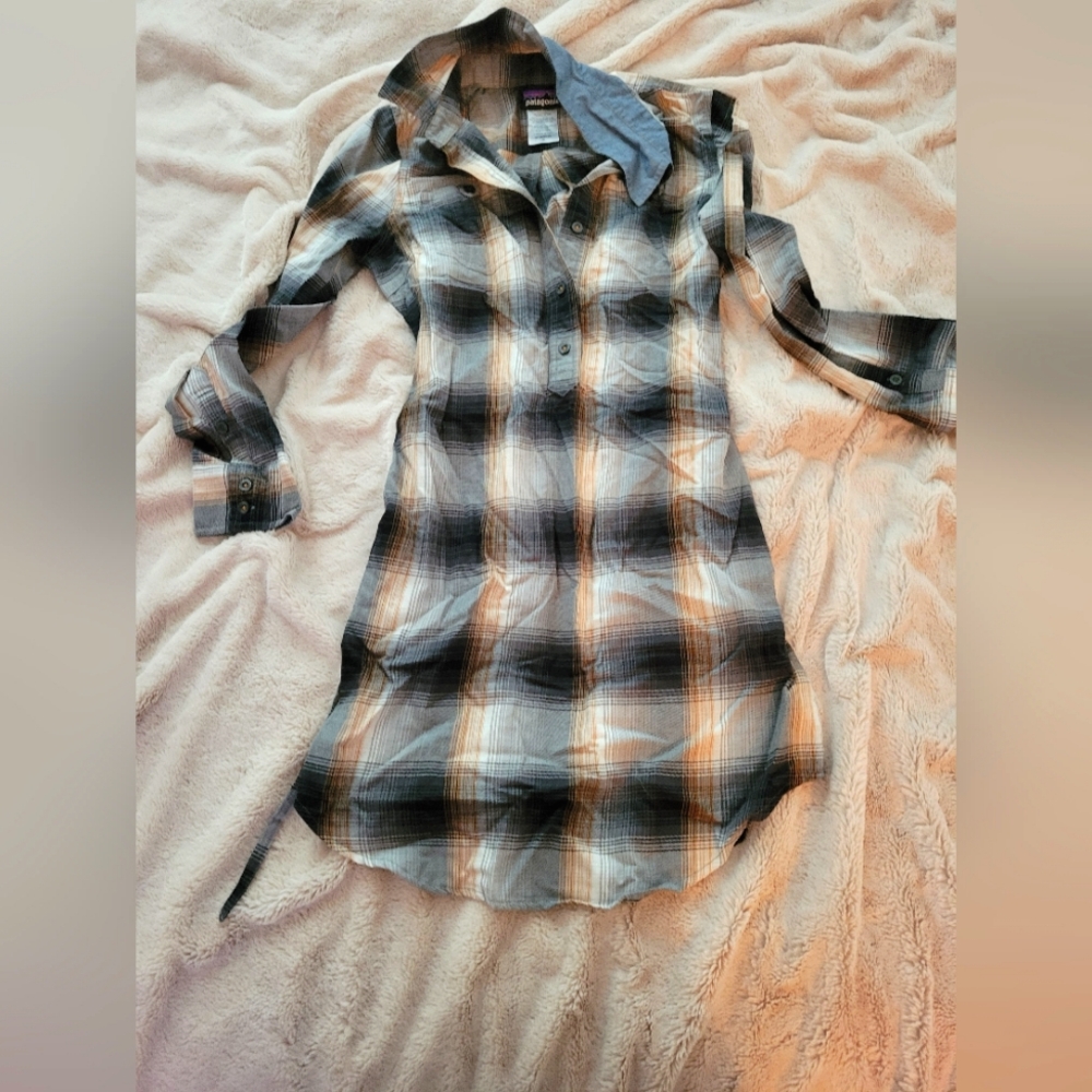 DFH Plaid Patagonia Logo Button Down Dress L/S Wmn 0